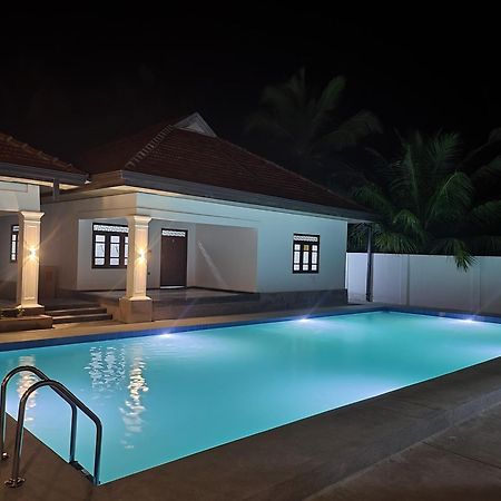 Hotel The Sanctum à Talaimannar Extérieur photo